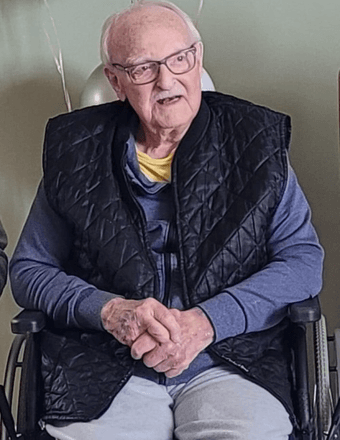 Gordon Edward Cowan Obituary